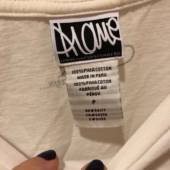 DVF Unique Graphic T-Shirt - Picture 3 of 8